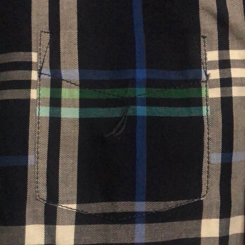 🔥Lond sleeve Nautica shirt🔥 - Picture 2 of 3